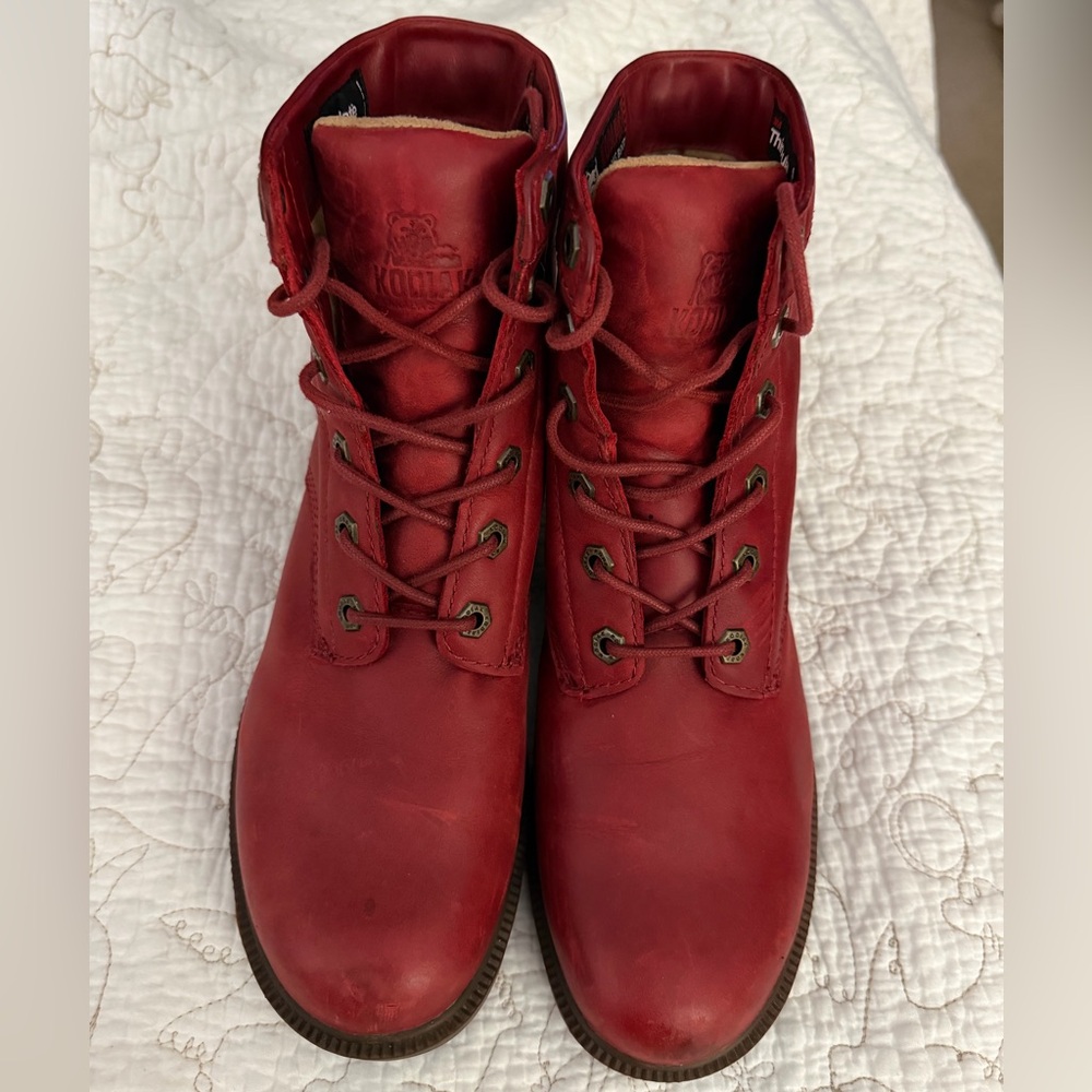 New Kodiak Women's Red Leather Combat Boots 9.5